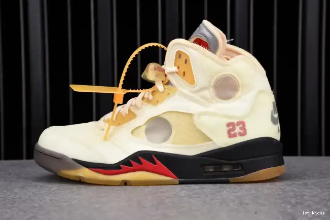 1st Kicks Jordan 5 DH8565-100 OFF-WHITE Retro Sail 0606